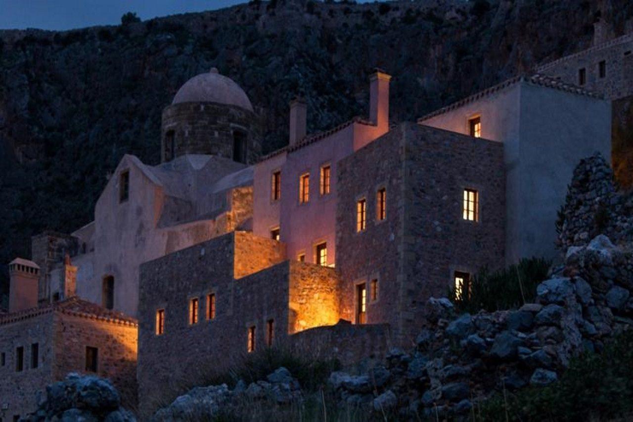 House In The Castle Lägenhet Monemvasía Exteriör bild